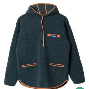 Kavu Rose Lake Pullover in Green Gables